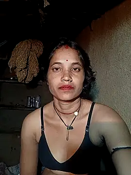 Snapshot of Cuty_tanya chatting on November 8, 9:07 pm Cuty tanya online show from November 8, 9:07 pm