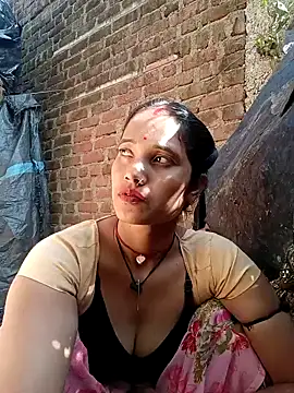 Snapshot of Cuty_tanya chatting on November 8, 8:18 am Cuty tanya online show from November 8, 8:18 am