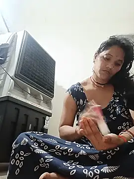 Snapshot of Cuty_tanya chatting on July 8, 5:35 pm Cuty tanya online show from July 8, 5:35 pm