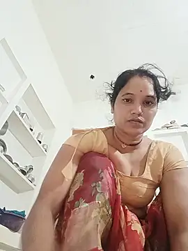 Snapshot of Cuty_tanya chatting on June 6, 7:52 pm Cuty tanya online show from June 6, 7:52 pm