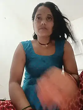 Snapshot of Cuty_tanya chatting on July 7, 4:10 pm Cuty tanya online show from July 7, 4:10 pm