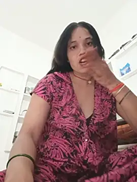 Snapshot of Cuty_tanya chatting on July 19, 8:34 am Cuty tanya online show from July 19, 8:34 am