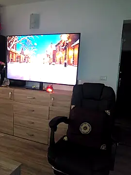 Snapshot of sweetgirl32 chatting on November 5, 11:35 am sweetgirl32 online show from November 5, 11:35 am