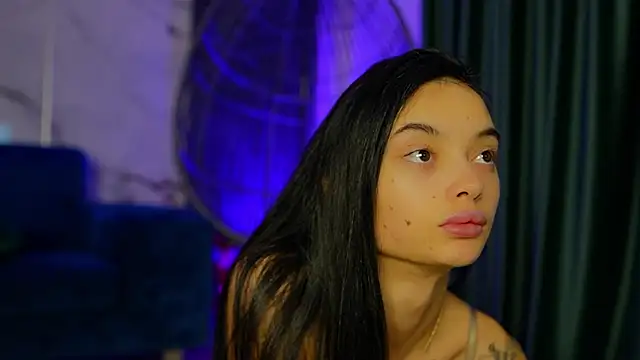 RachelRavee online show from October 11, 4:02 am