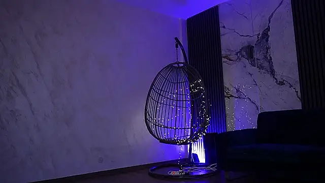 RachelRavee online show from February 17, 5:27 am