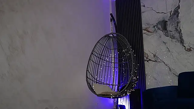 RachelRavee online show from January 13, 5:33 am