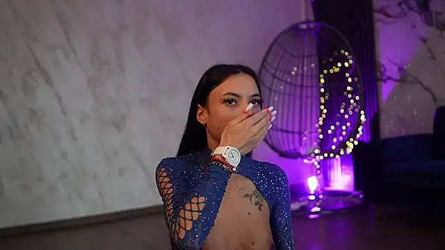 RachelRavee online show from February 19, 5:26 am