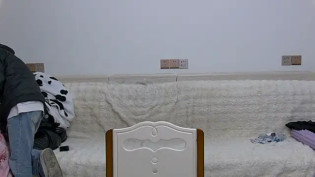 KK-cuteboy online show from February 12, 10:37 am