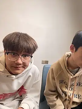 KK-cuteboy online show from November 6, 11:58 am