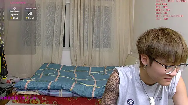 KK-cuteboy online show from January 11, 10:11 am