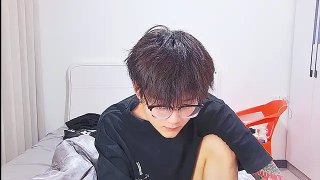 Snapshot of KK-cuteboy chatting on June 25, 12:32 pm KK-cuteboy online show from June 25, 12:32 pm
