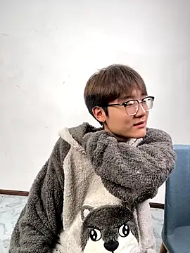 KK-cuteboy online show from November 9, 11:03 am