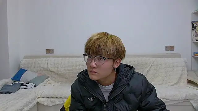 KK-cuteboy online show from February 21, 10:28 am