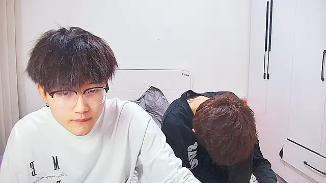Snapshot of KK-cuteboy chatting on June 17, 12:15 pm KK-cuteboy online show from June 17, 12:15 pm