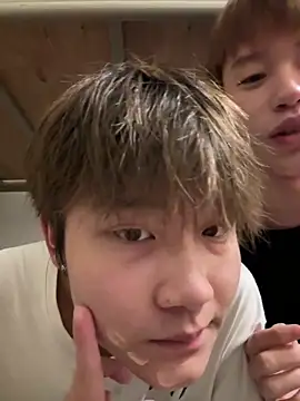 KK-cuteboy online show from December 5, 10:47 am