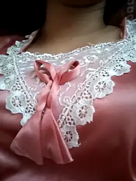 lovelypriya  online show from November 13, 8:40 am