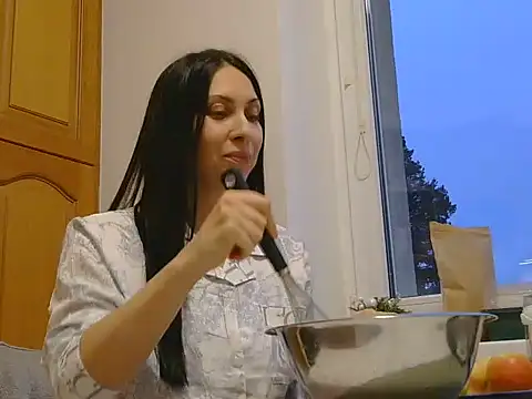 Olivarra online show from February 9, 3:54 pm