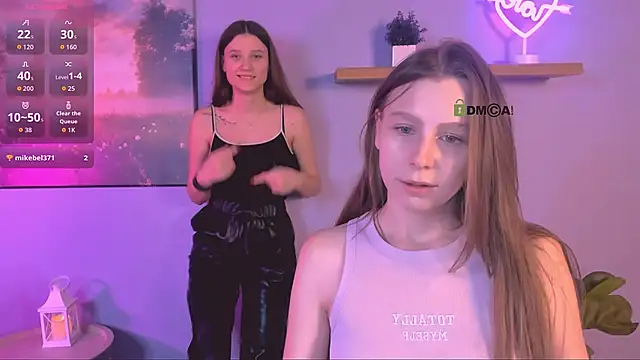 Snapshot of dana_sweet__ chatting on December 5, 8:17 pm dana sweet online show from December 5, 8:17 pm