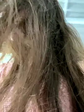 Snapshot of casalskunk chatting on November 3, 12:42 pm casalskunk online show from November 3, 12:42 pm