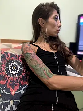 Snapshot of casalskunk chatting on November 7, 1:21 am casalskunk online show from November 7, 1:21 am