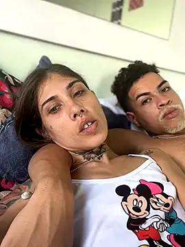 Snapshot of casalskunk chatting on October 24, 3:44 pm casalskunk online show from October 24, 3:44 pm