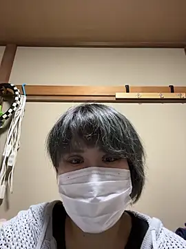 Snapshot of iorin9211 chatting on November 1, 6:19 am iorin9211 online show from November 1, 6:19 am