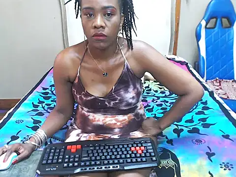 Snapshot of EsotericPaloma chatting on November 29, 6:35 am EsotericPaloma online show from November 29, 6:35 am