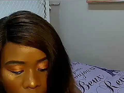 Snapshot of EsotericPaloma chatting on October 30, 6:44 am EsotericPaloma online show from October 30, 6:44 am