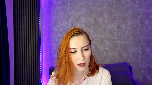 Snapshot of scarleteyes_ chatting on November 23, 5:28 am scarleteyes online show from November 23, 5:28 am