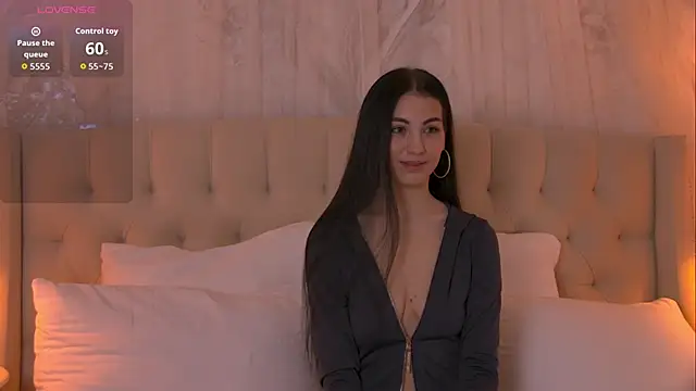 BettyLeen online show from November 25, 4:02 am