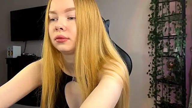 RaguelNicksons online show from November 26, 6:24 am