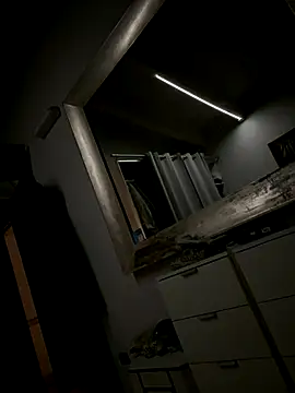 Sexy-feet78 online show from November 27, 12:00 am