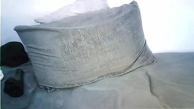 Ntokozo290 online show from February 8, 8:01 am