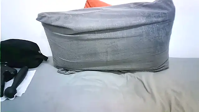 Ntokozo290 online show from February 21, 6:21 pm