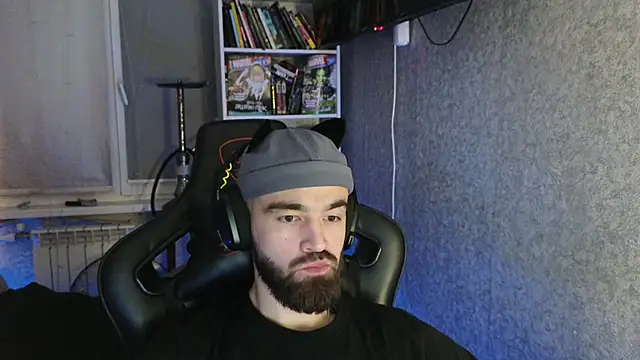 Snapshot of Nik_Namee chatting on November 18, 4:49 am Nik Namee online show from November 18, 4:49 am