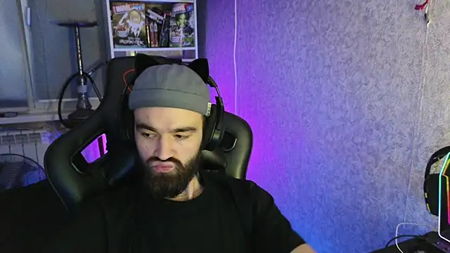 Snapshot of Nik_Namee chatting on November 6, 2:15 am Nik Namee online show from November 6, 2:15 am