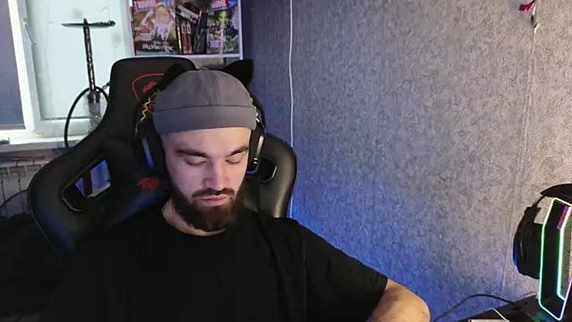 Snapshot of Nik_Namee chatting on November 17, 1:04 pm Nik Namee online show from November 17, 1:04 pm