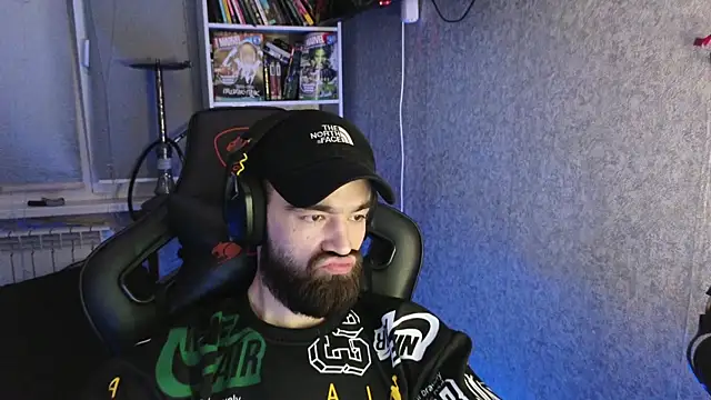 Snapshot of Nik_Namee chatting on November 13, 6:45 pm Nik Namee online show from November 13, 6:45 pm