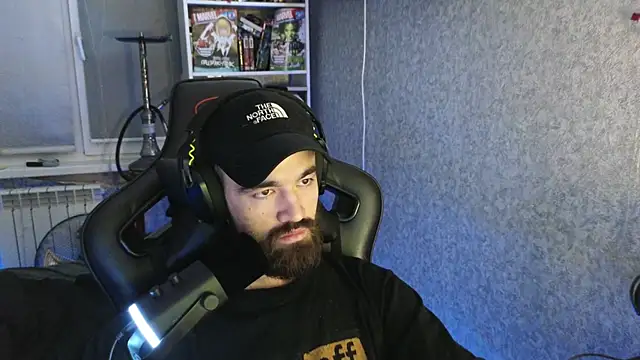 Snapshot of Nik_Namee chatting on November 12, 5:17 pm Nik Namee online show from November 12, 5:17 pm