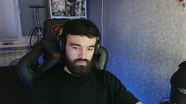 Snapshot of Nik_Namee chatting on November 14, 7:06 pm Nik Namee online show from November 14, 7:06 pm