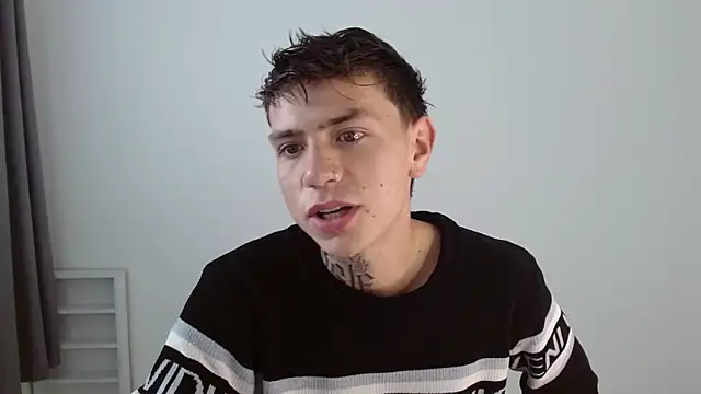 hot teo  online show from November 29, 12:16 pm