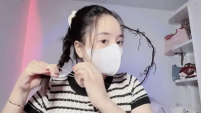 BeChinh Lee online show from February 22, 5:10 am