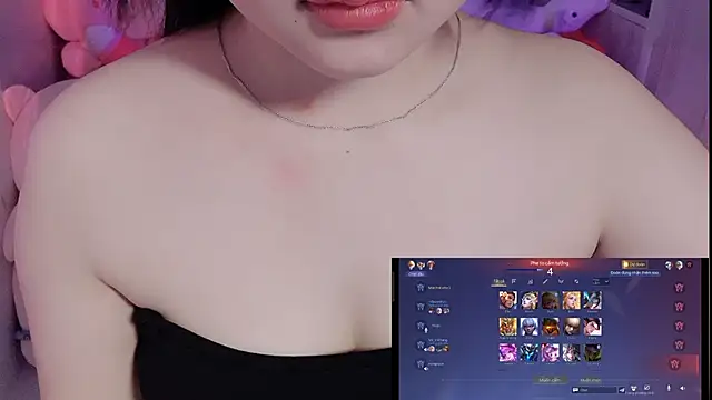 Snapshot of BeChinh_Lee chatting on May 3, 6:33 pm BeChinh Lee online show from May 3, 6:33 pm