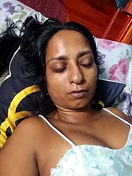 dreamerrrrr1 online show from December 19, 12:18 pm