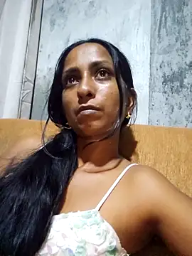 dreamerrrrr1 online show from December 20, 3:42 am