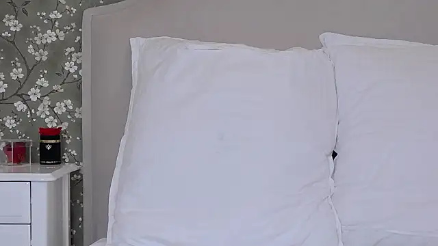 TesaQuinn online show from November 27, 6:52 pm