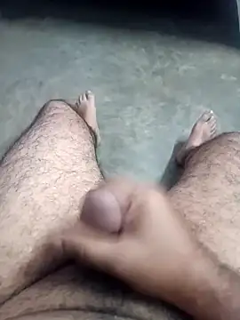 TrainedBend28 online show from December 16, 11:36 am