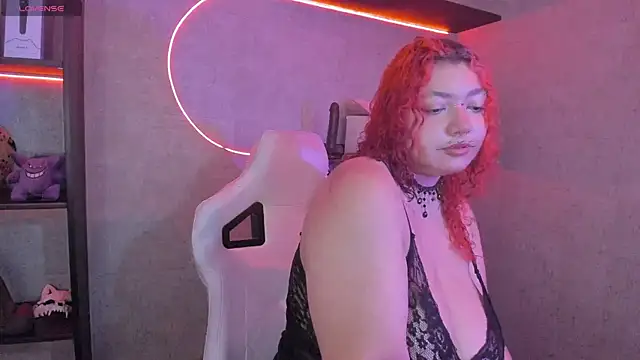 irisfeitan online show from December 17, 10:09 am