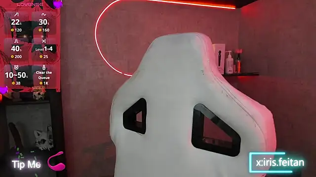 irisfeitan online show from January 8, 10:43 am