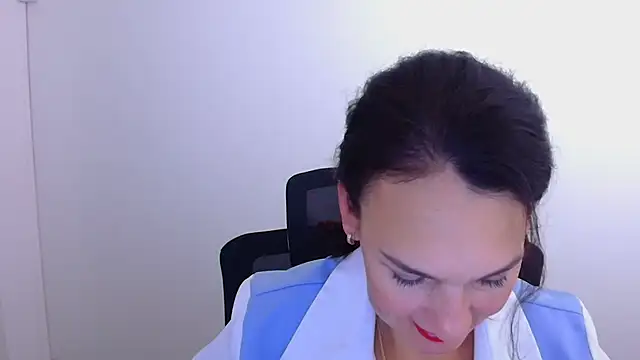 Snapshot of Rosie_Rosee chatting on November 30, 12:17 pm Rosie Rosee online show from November 30, 12:17 pm